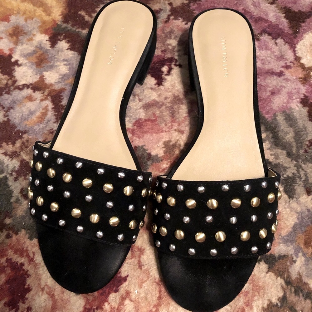 NWOT Ann Taylor Navy suede beaded  slides
